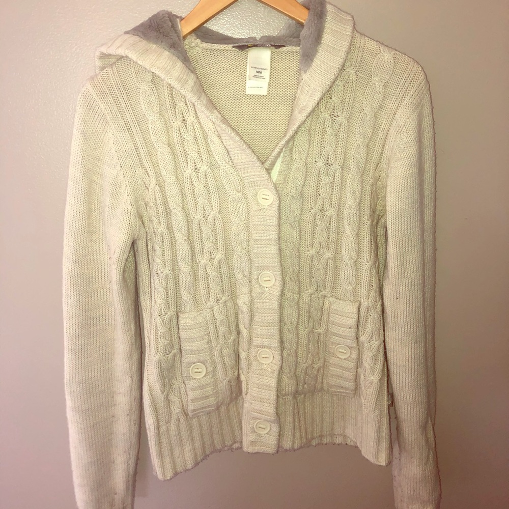 Sweater with fur hood